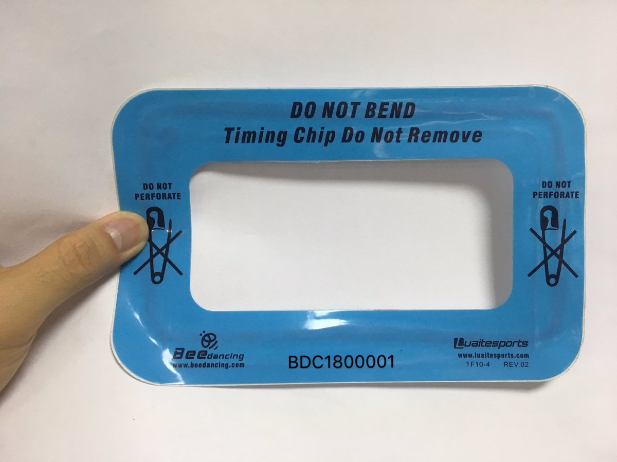 How many runner prefer Ring tags? #beedancing #marathon #runner #tags