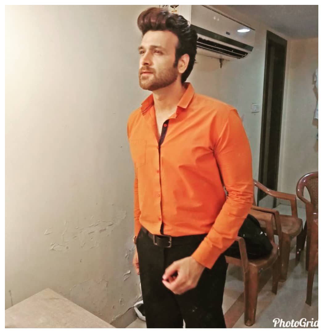 ParveenMark's tweet photo. shoot time https://t.co/5vb1BCv6MJ