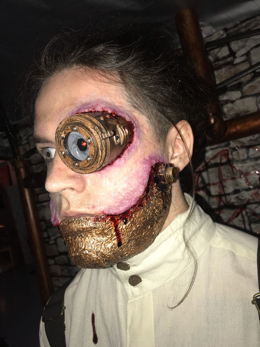 Vixen_FX's tweet photo. My showcase finale #steampunk #evildead inspired #specialeffects #makeup using custom fit #3Dprinted parts #MUA #Vixenfx #ashvsevildead #tvjobs @leedscitycoll @primestudios @UniCentreLeeds @MehronUK @PS_Composites @ppiproducts @KryolanUK @RedCarpetFX @MakeItRustoleum @NFSFilmTV https://t.co/6hC1utQblV