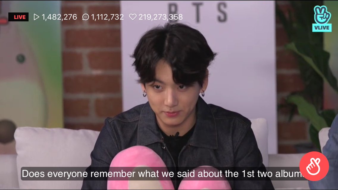 vm_12love's tweet photo. 😻😻😻 #IVoteBTSBBMAs @BTS_twt https://t.co/M6E7yN5OVp