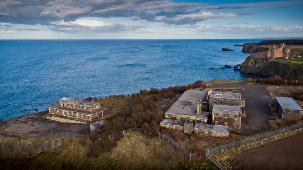 remarkableprop's tweet photo. This week's #RemarkableProperty is Gin Head, Nr North Berwick. It is a rare development opportunity with plenty of history. #
Marketed by Goldsmith & Co.
Further details: https://t.co/g7EA8hZhMN https://t.co/uqwK5tHpsR