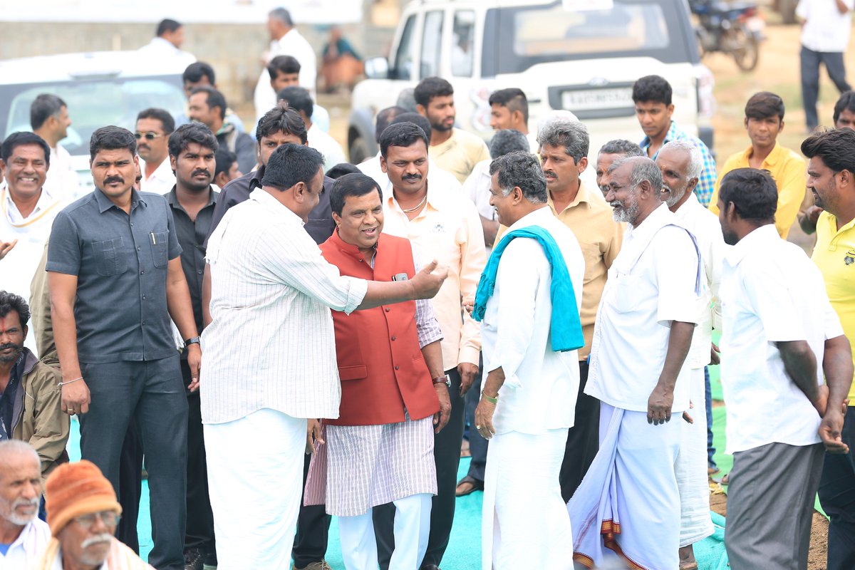 LShivarame's tweet photo. •Working closely with the community to help individuals succeed through empowerment, equality and social support.
#Karnataka #MLC #Graduateselection https://t.co/VdtYLPeTc4