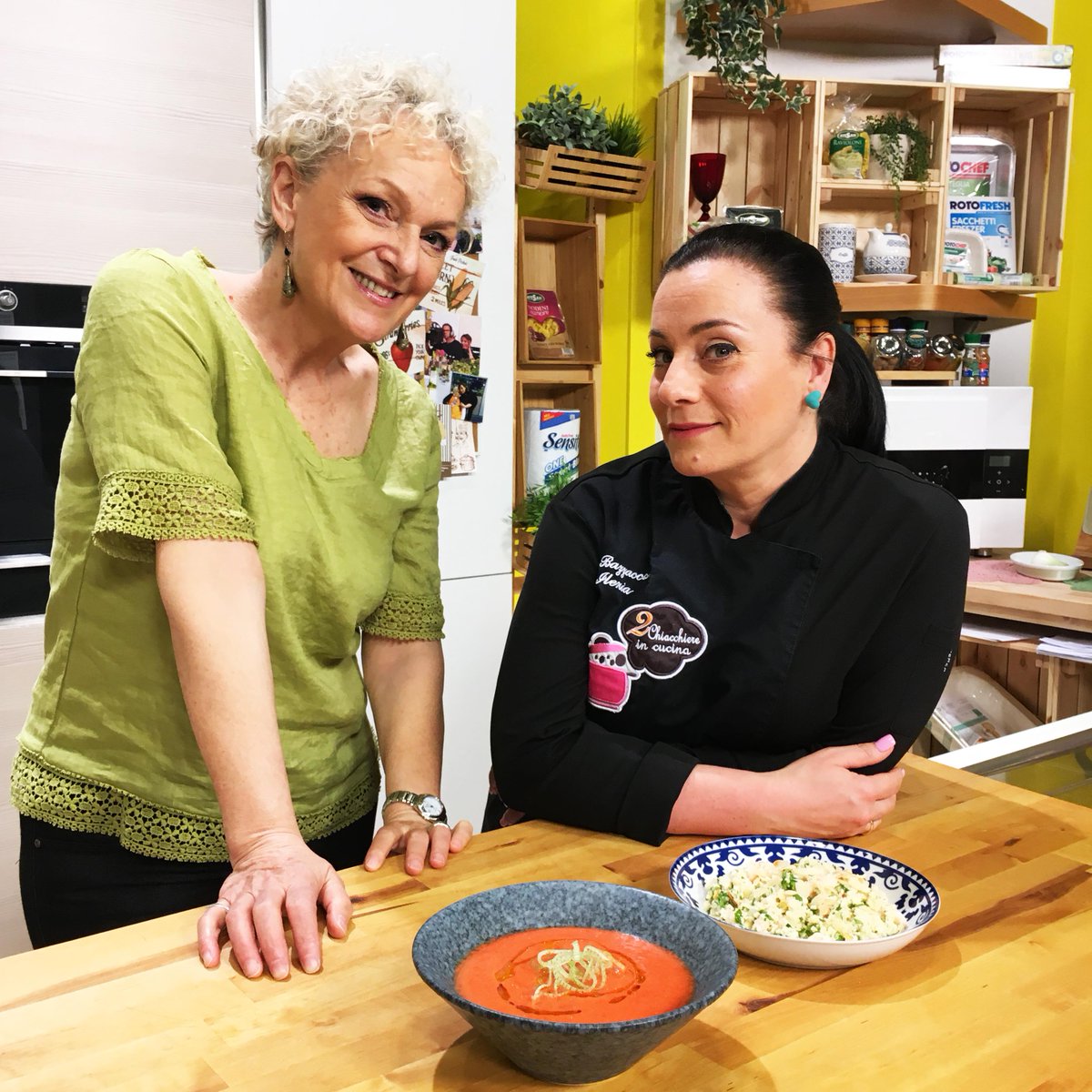 #Gazpacho, gazpacho, gazpacho.... ma cosa sarà mai questo gazpacho ⁉️⁉️Scoritelo con noi oggi alle 12.30 su 7 Gold!!   #goldenchef #ricette #cucina #cucinare #instafood #food #healty #homemade #recipes #topitalianfood #ghiotti #cibo #ricetta -> bit.ly/2rLyZ8q