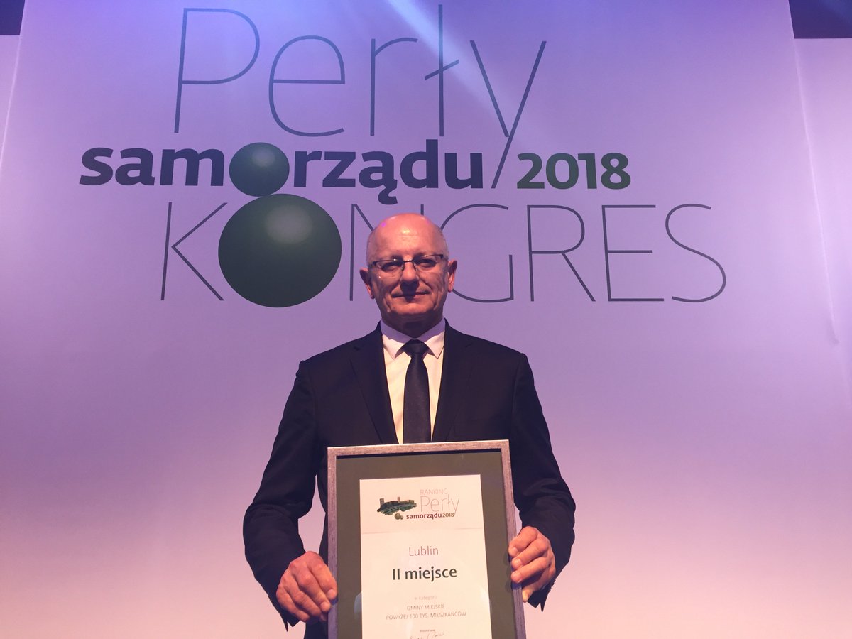 prezydentZuk's tweet photo. Duże wyróżnienie dla #Lublin. Znakomite 2 miejsce w rankingu #PerłySamorządu2018 wśród miast powyżej 100 tys. mieszkańców. Przed nami tylko @gdansk. Autorzy rankingu @gazetaprawnapl i @DeloittePolska docenili poziom usług dla mieszkańców i potencjał rozwojowy https://t.co/xr6IRAIK3b