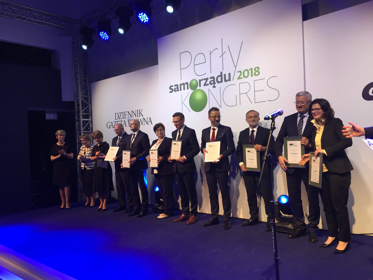 prezydentZuk's tweet photo. Duże wyróżnienie dla #Lublin. Znakomite 2 miejsce w rankingu #PerłySamorządu2018 wśród miast powyżej 100 tys. mieszkańców. Przed nami tylko @gdansk. Autorzy rankingu @gazetaprawnapl i @DeloittePolska docenili poziom usług dla mieszkańców i potencjał rozwojowy https://t.co/xr6IRAIK3b