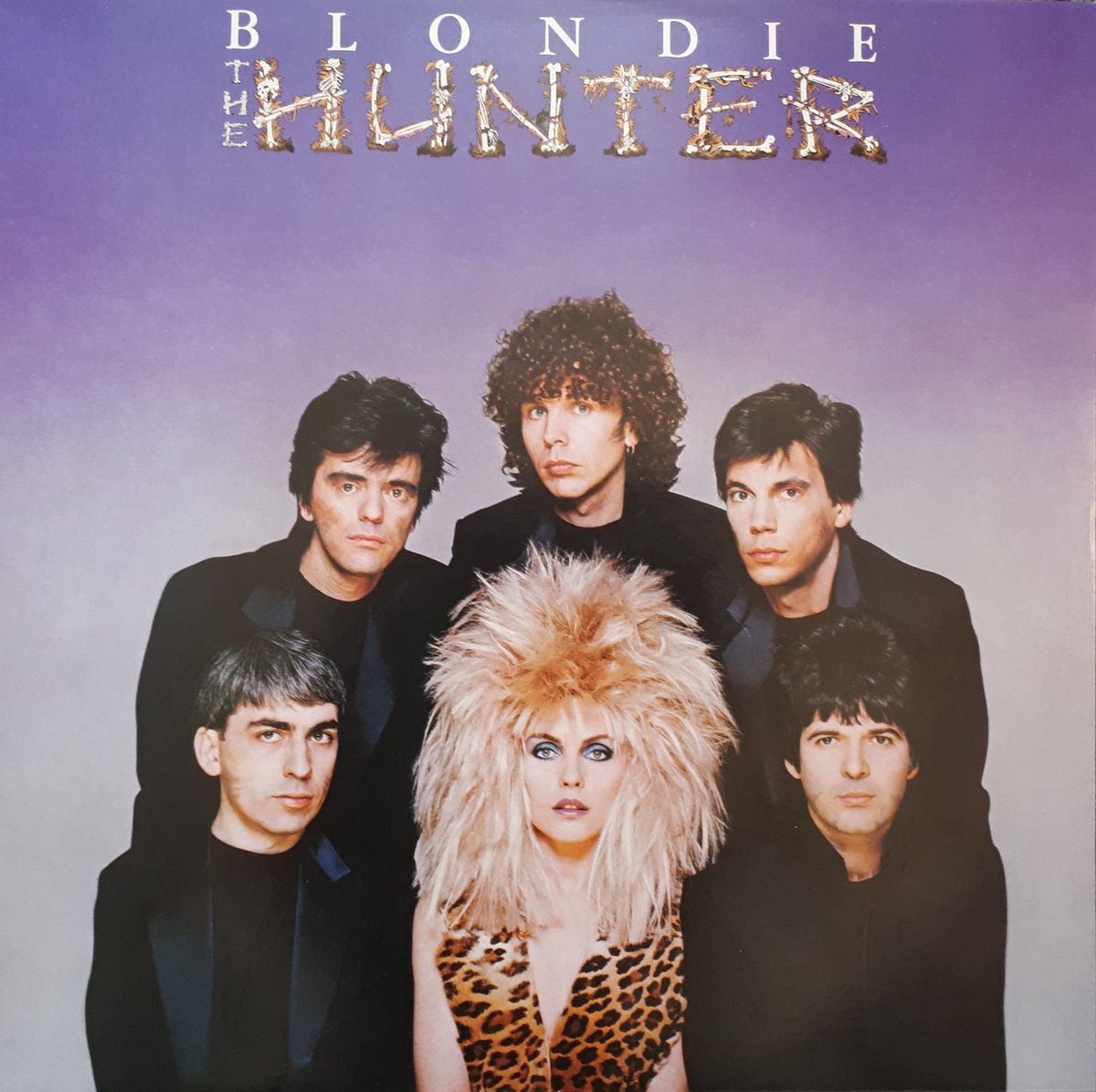 OxfamBooksCiren's tweet photo. "You're my king and I'm in heaven every time I look at you" Bit of #Blondie for the weekend? #vinyl #recordlovers #foundinOxfam https://t.co/jt2wbtJY4l