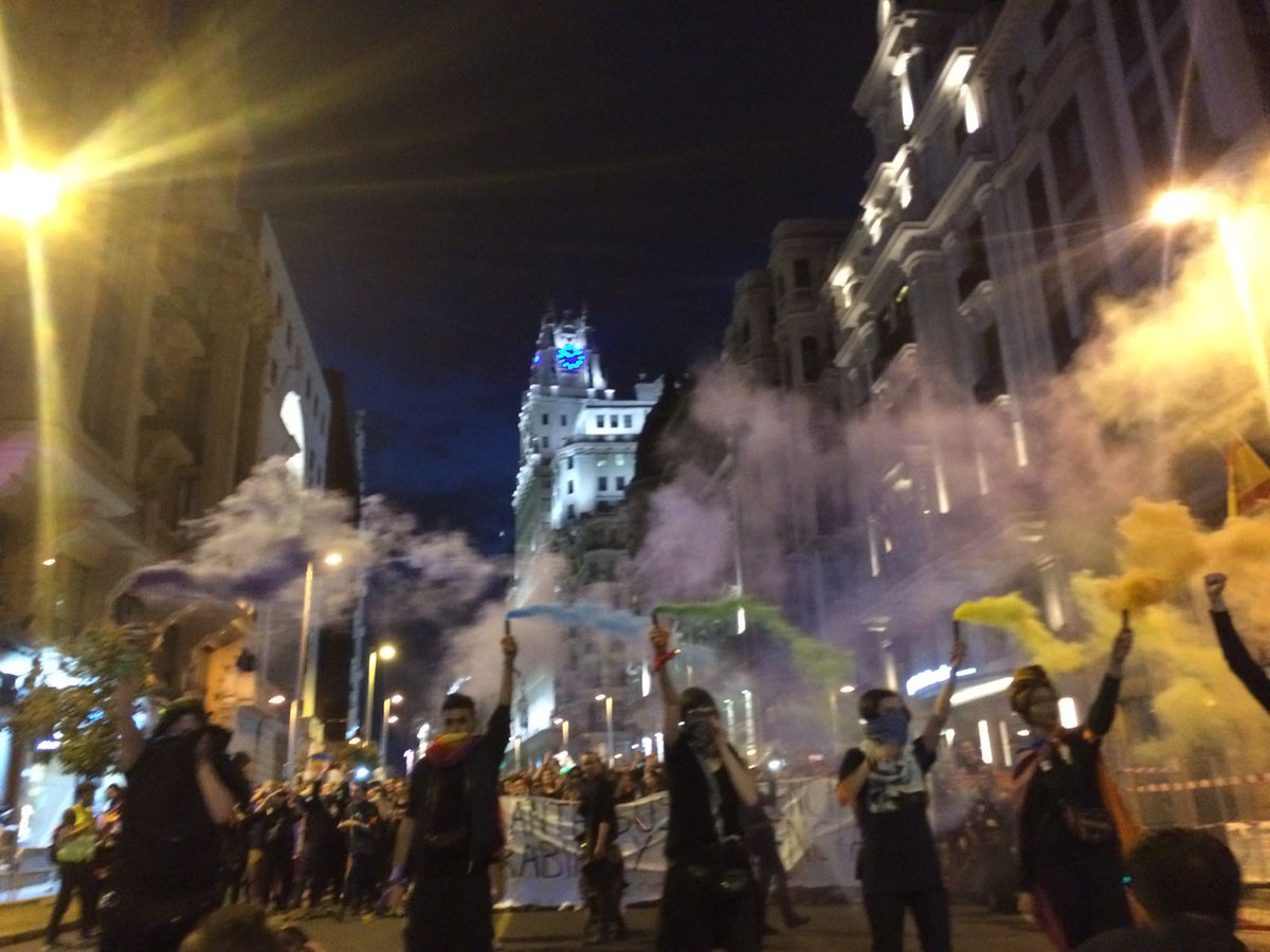 rqtr's tweet photo. Que viva la lucha TransMariBiBollera
✊✊✊✊
 
#17MDeNegro https://t.co/v2Jtpsm31Q