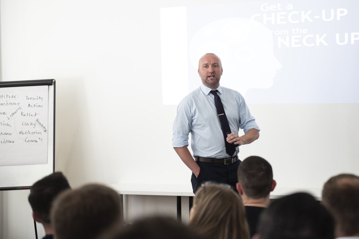 thesalesdojo's tweet image. Top 10 sales tips brought to you by Awesome Chris Dawson from @6thdoor #Sales #SalesTraining #Liverpool