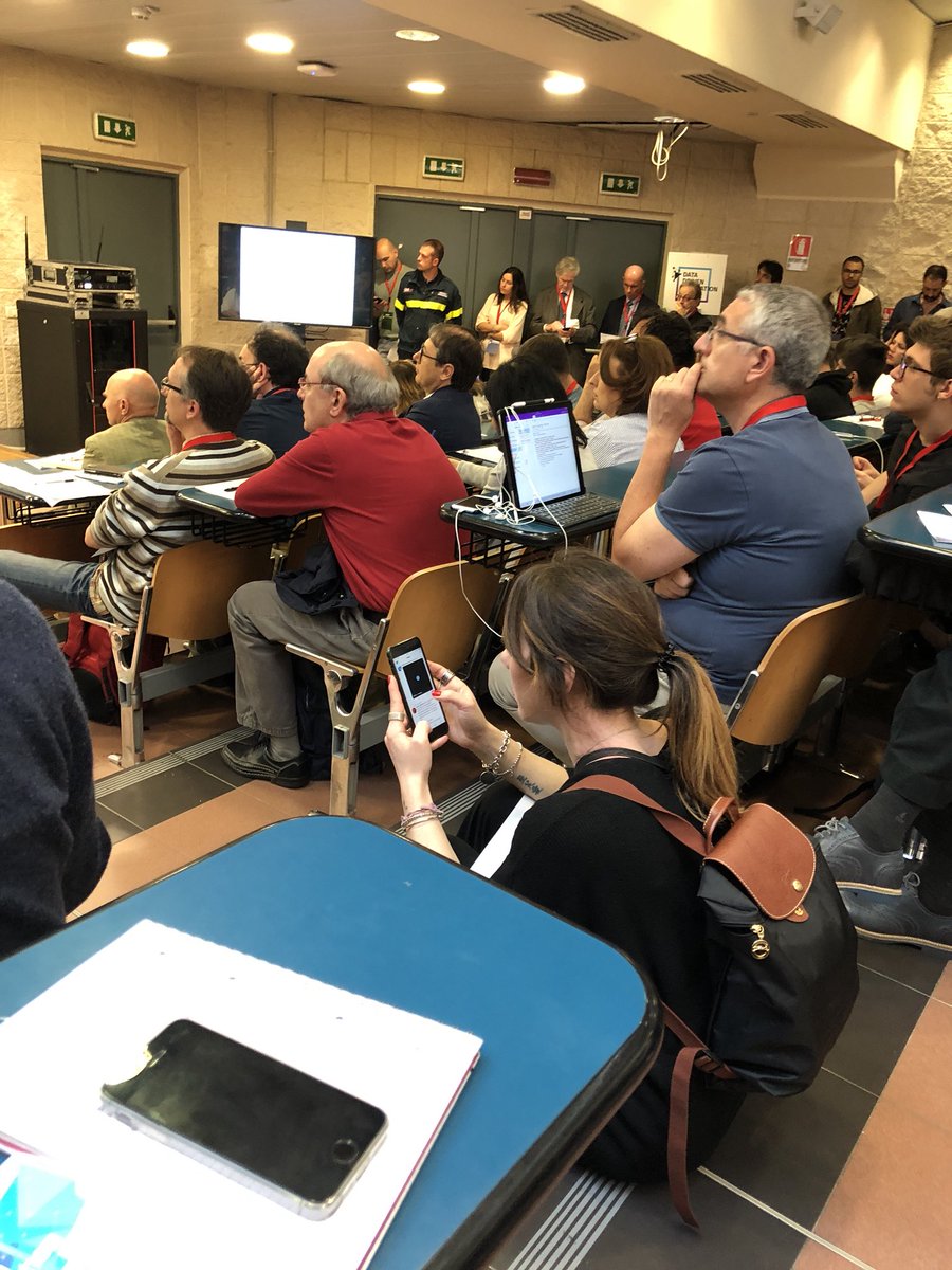 MarcoBiasielli's tweet image. Chi c’è dietro @DataDrivenInnov? Complimenti ragazzi!! Ottimo lavoro 👏🏻 #DDI2018 #DataDriven2018