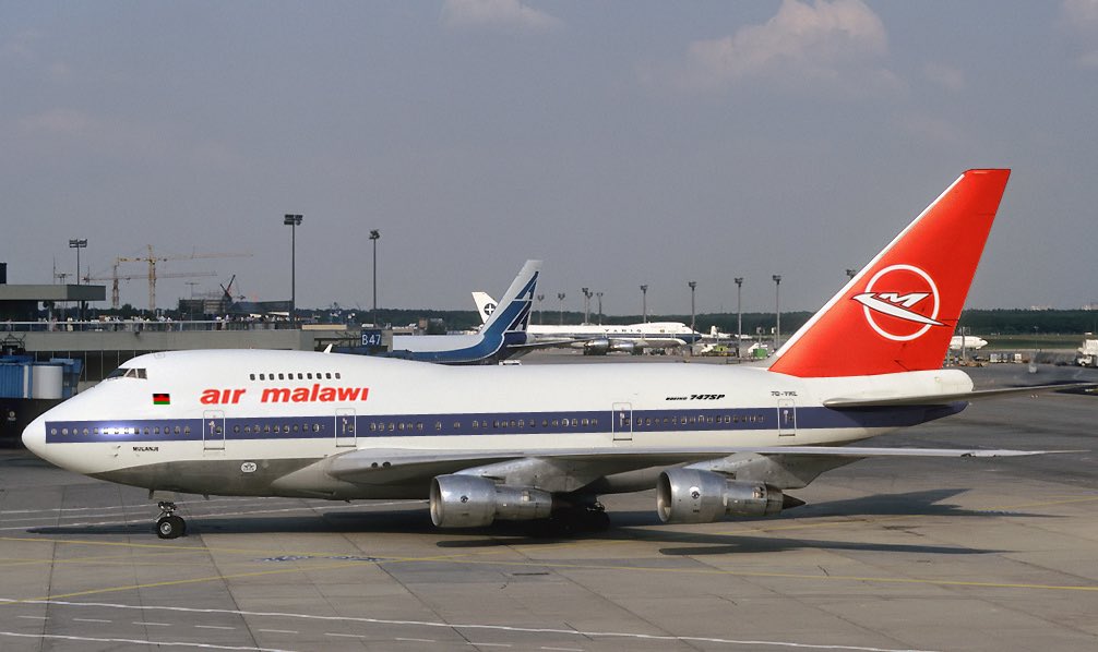 BCalStewardess's tweet photo. #Boeing747SP #AvGeek #AirMalawi I love the 747SP https://t.co/tSgetsJdkt