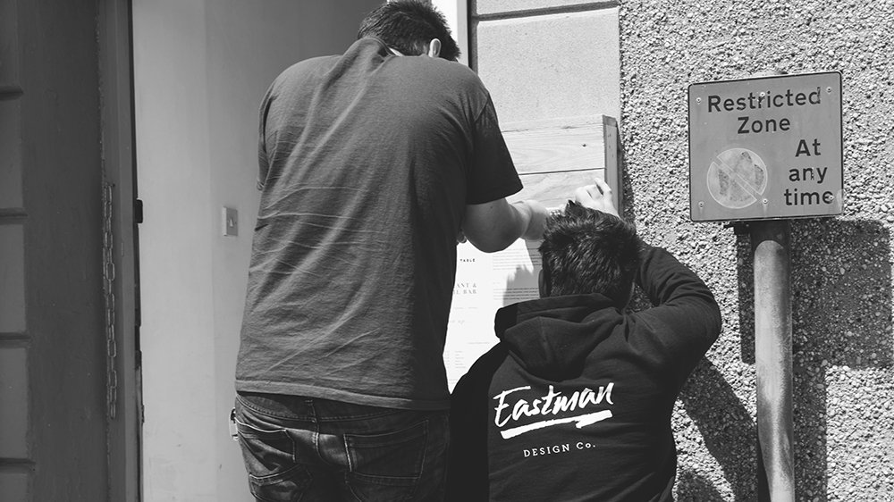 Me and <a href="/eastmandesignco/">Eastman Design Co.</a> refurbing <a href="/TheKTStIves/">The Kitchen Table</a> the other week. Lovely weather for a lovely job! .
.
.
#stives #stivescornwall #cornwall #signage #graphicdesign #hayle #truro #falmouth #saintives #restaurant #cocktailbar