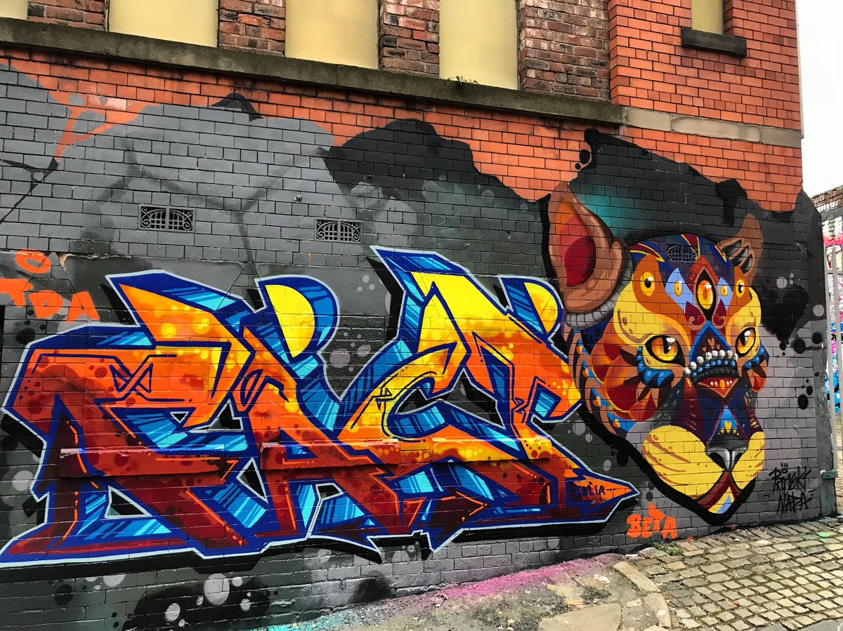 contrastmural's tweet photo. A collaboration from Fact Ireland) &amp; Frida Stiil Vium (Denmark) for #contrastmuralfest at @zapgraffiti Oldham Place, Liverpool. Come check it for #lightnight !! @GlobalArtSup1 @MontanaCansUK @absolut https://t.co/PoY1ajlHua