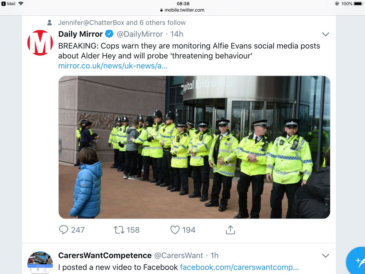 kellsuk89's tweet photo. @MarkACollett @jhewitt123 And here is the uk police assisting in the murder of little Alfie Evans when they should of been arresting the nhs consultants for attempted murder they seem to be protecting the criminals these days #justice4alfie #physicallysick https://t.co/19F97RcQI3