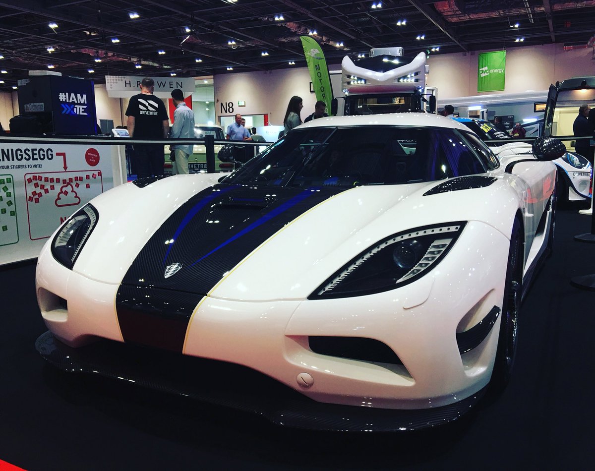 Road2Adventures's tweet photo. Frankly ridiculous @koenigseggautomotive looking incredible at the @thelondonmotorshow yesterday.
https://t.co/URyIjR8V7q https://t.co/LNITBUqWoG
#sportscars #supercars #roadtoadventures #roadtrips #classiccars #carspotting #londonmotorshow #excellondon #motorshow #koenigsegg https://t.co/ZHn29HRu9j