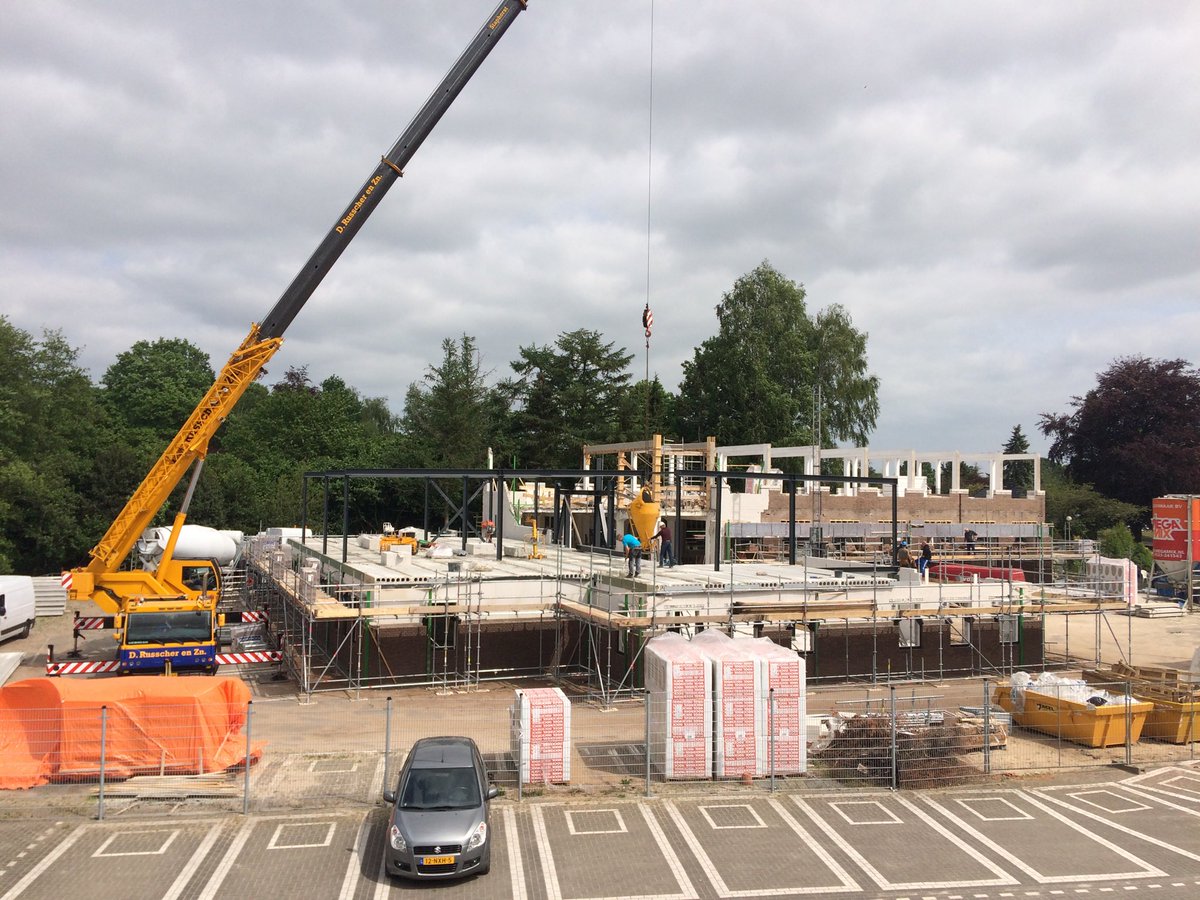 FredMoll1's tweet photo. Bouw van BAM huis in Nieuwleusen vordert gestaag. Prachtige uitvalsbasis voor de noordoostelijke BAM bedrijven #trotsopbam https://t.co/hnqIKub9vr