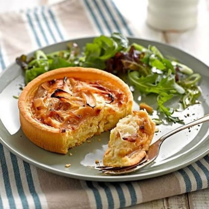 Cheddar Cheese and Caramelized Onion. AKA The Dream Team. Now available from toogoodtobe.co.uk