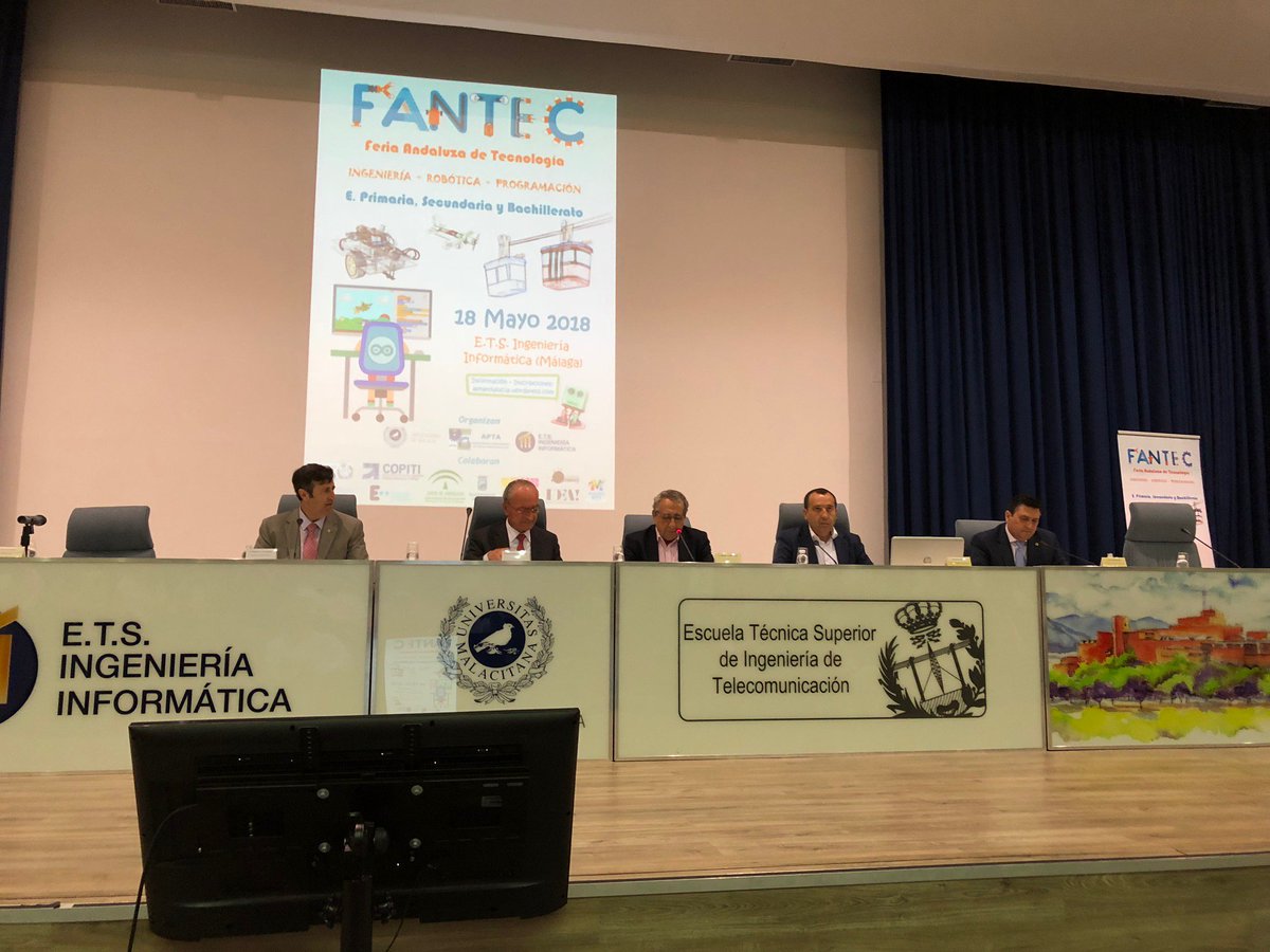 DoloresVillator's tweet photo. Hoy hemos estado en la Feria Andaluza de Tecnología con casi 4.000 estudiantes. Accenture ha participado con nuestra ingeniera África Gutiérrez en la mesa redonda para fomentar el uso de las STEM entre los estudiantes.
@AccentureSpain https://t.co/D55CduhhHe