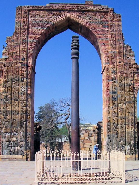 #DidYouKnow Indian #MetallurgyTechnology was famous globally during  #MedievalEra. History of #MetalTechnology dates back to 3rd-4th century. #IronPillarOfDelhi erected in 4th century is known for rust-resistant composition of #metals used in #construction.  #FOM @FestivalofMFG