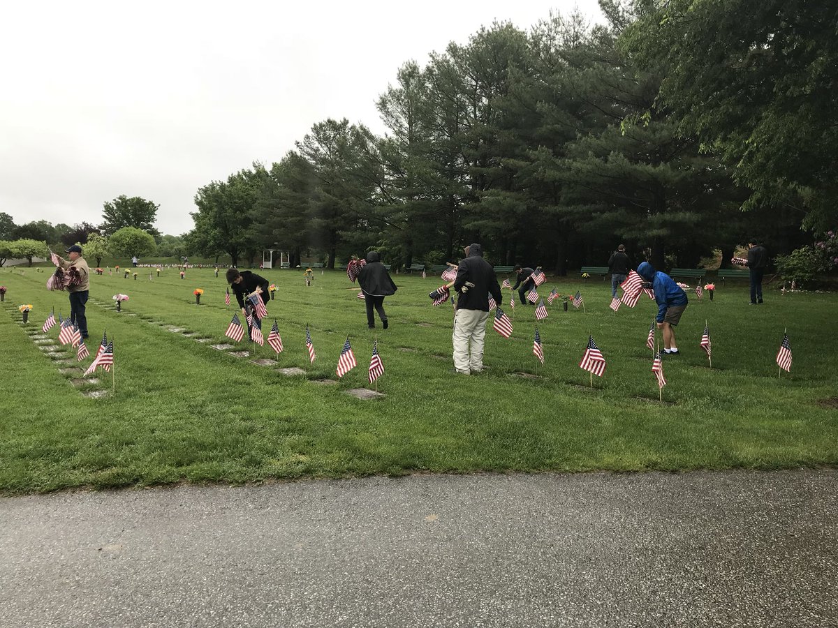 UPS IE Department supporting the Veterans BRG by placing flags at the Delaware Veterans Memorial Cemetery #UPSVolunteers #chesapeakUPSers #veteransbrg