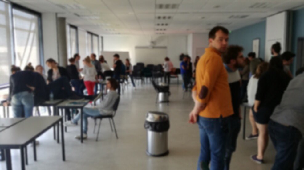 Sonoscanner's tweet image. [Live atelier] Nous sommes heureux d’accompagner la formation des futurs #medecins des facultés de Lille, Caen, Amiens et Rouen en DESC en leur présentant aujourd’hui notre #echographe ultra-portable : U-Lite #formationmedicale #formationechographie #medecinededemain