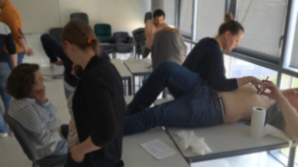 Sonoscanner's tweet image. [Live atelier] Nous sommes heureux d’accompagner la formation des futurs #medecins des facultés de Lille, Caen, Amiens et Rouen en DESC en leur présentant aujourd’hui notre #echographe ultra-portable : U-Lite #formationmedicale #formationechographie #medecinededemain