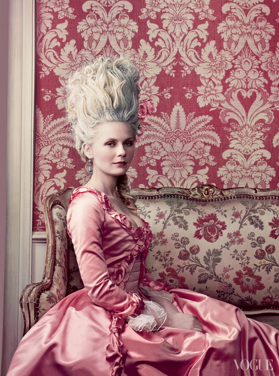 The London Corset Company on X: Kirsten Dunst in Marie Antoinette shoot  for #Vogue wearing an elegant rose pink corset dress and big hair!  Photographer: Annie Lebovitz #celebritycorsets #corsets #TLCC   /