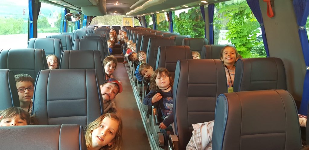 Claullp_s's tweet photo. Ja tornant de les convis! Esgotats però emocionats!@EscolaVirolai  #convislavespella https://t.co/xQtdeUdzyM