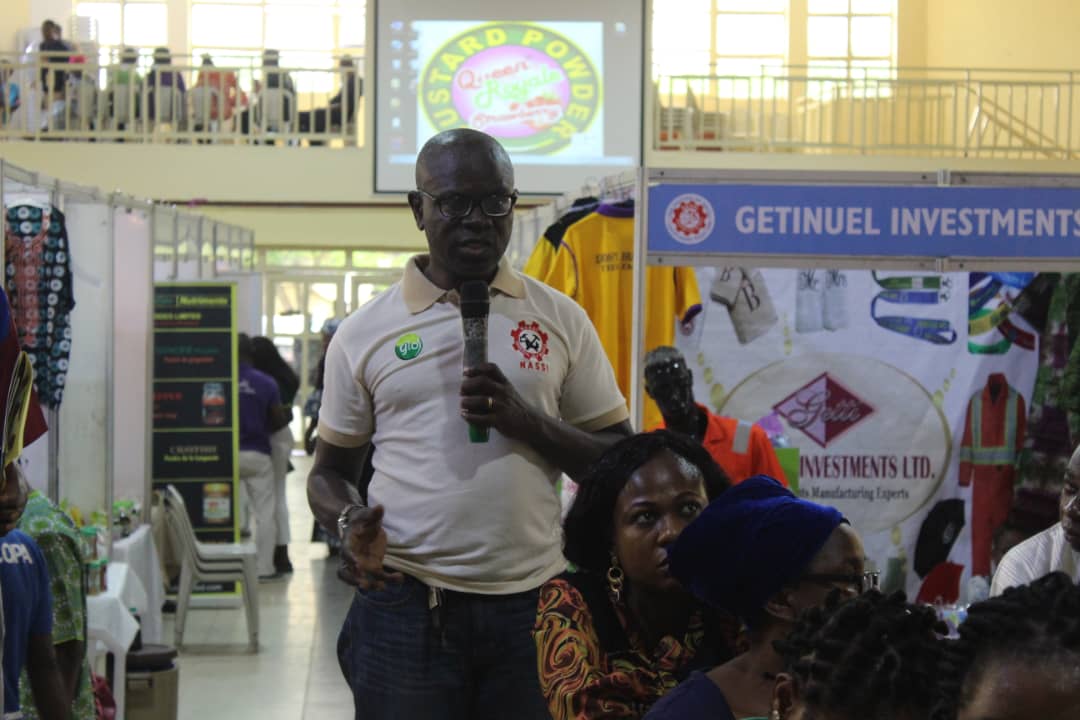 LSETF's tweet photo. The ES, @AO1379 took questions from the teeming entrepreneurs, demystified certain erroneous notions about ease of accessing LSEFT loans and also gave guidelines for processing our credit facilities.#MSMEFair #LSETFFair https://t.co/tCsBNEfjLo