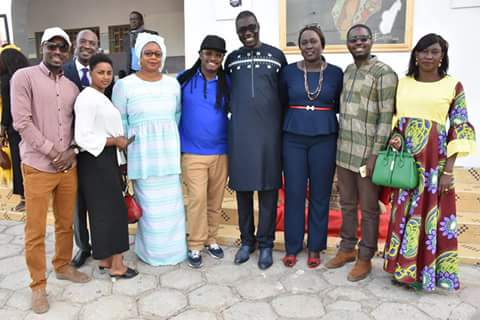 BiennaleDakar's tweet photo. Retour sur le vernissage de l'exposition "commune" du 14 mai au centre culturel sacré-coeur. Merci à tous les maires présents pour soutenir le frère Khalifa Sall, les artistes venus, les agents de la ville de Dakar, les directeurs/directrices des centres culturels, #Kebetu https://t.co/MQpFTDVEbk