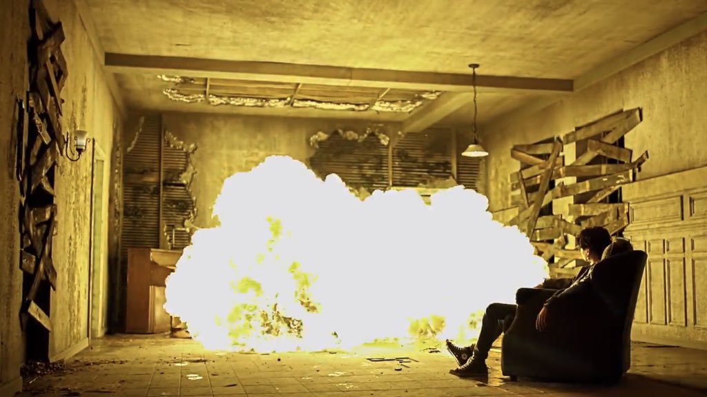 absolutejeon's tweet photo. NO CG WAS USED FOR FAKE LOVE MV SO THIS WAS REAL?!? OHMYGOD 

#FakeLoveFriday #iVoteBTSBBMAs https://t.co/O8q0FGH5hv
