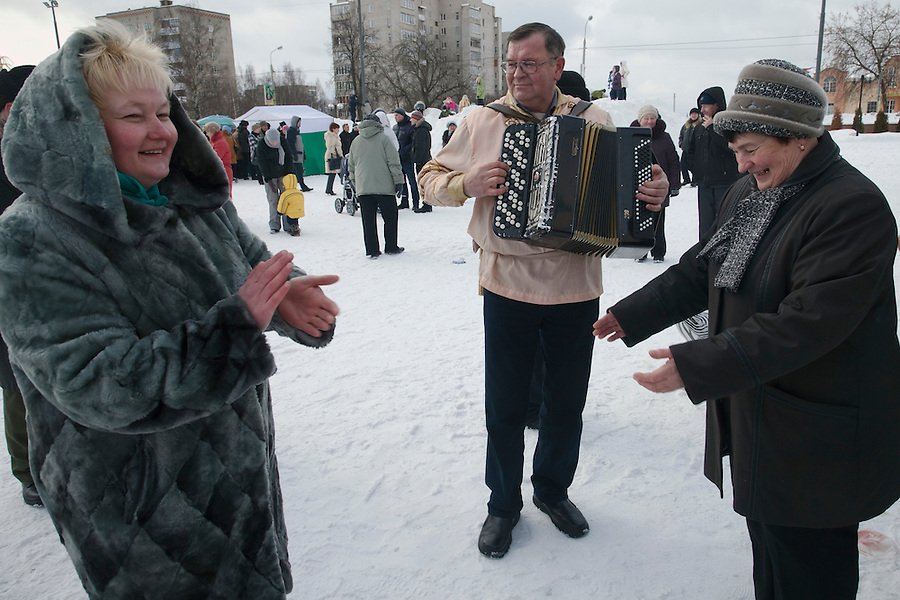 crackelprograma's tweet image. Hoy es viernes y el joven friolento que hay en vos lo sabe! 
#DondelaCulturaSucede #CRACKelprograma #vierenes #frio #hoyesviernesytucuerpolosabe