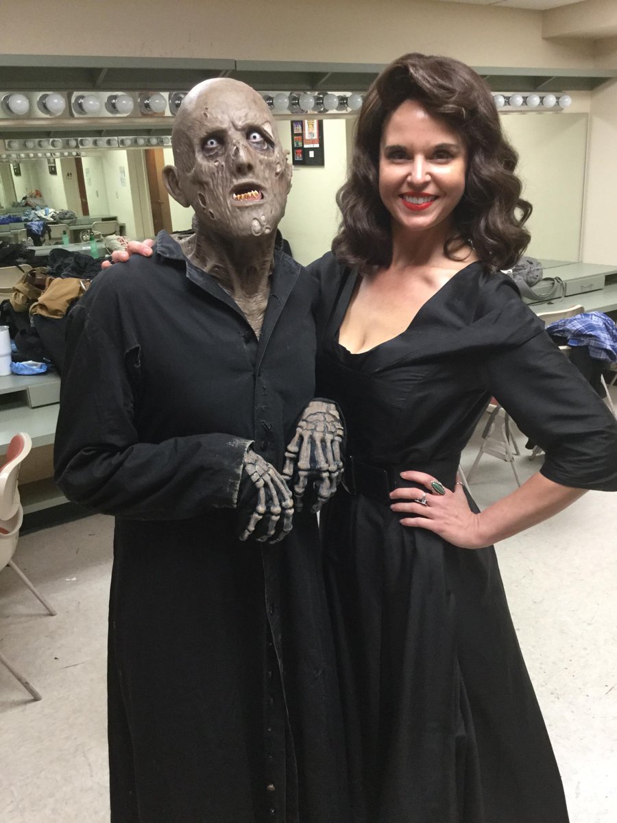 Mark_Meer's tweet photo. Met some fellow @OrlandoFringe performers (Pound-Foolish the Clown, Hodor, and Ms. Bette Davis) while promoting my show "One Man Walking Dead" on last night's edition of "Tonight at Midnight with @RaucePadgett" #OFringe27 #UnitedWeFringe #ofringefoto https://t.co/eUGYsEhWwB