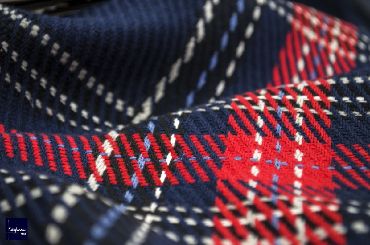 TejidosTexylana's tweet image. Parece que el buen tiempo está algo vergonzoso. 😅 ¿tendremos que volver a los tejidos de otoño? 🤔
Sea como sea, lo que tenemos claro es que nos encantan los tejidos con estampado tartán que tanto se han llevado este otoño. 😍

#Tejidos #ModaAMedida #Texylana #Jaén