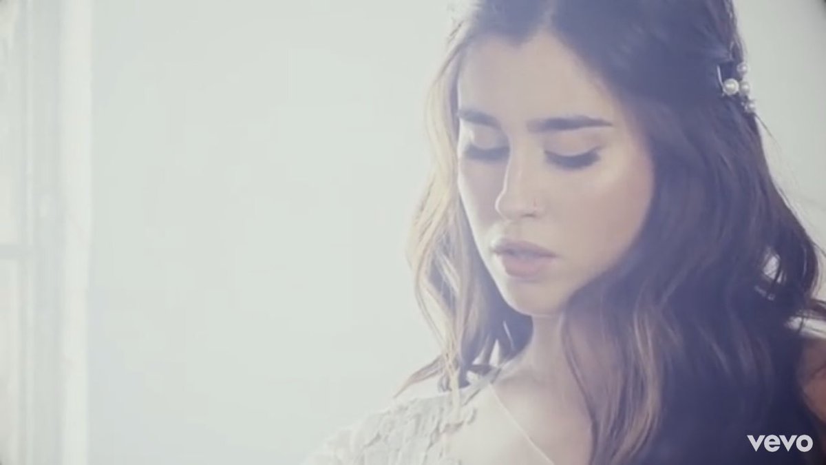 laurenjpics's tweet image. #DSYLMMusicVideo