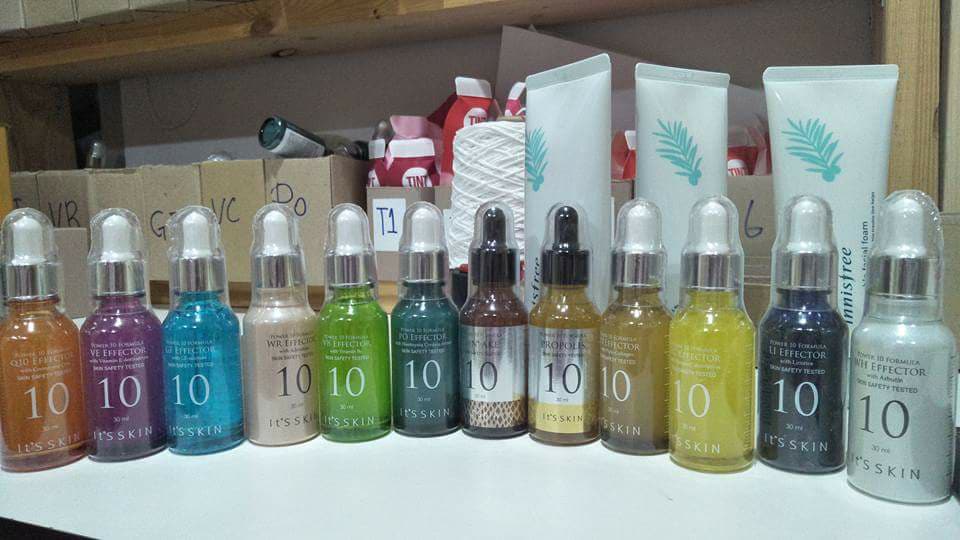 Bubiim1's tweet photo. It's Skin Power 10 Formula Serum พร้อมส่งทุกสูตร ฝาขาว ราคา 270 ฿ ฝาดำ 340฿
เหล่าอากาเซ่ห้ามพลาด เซรั่มขั้นเทพ นำเข้าจากเกาหลี 🇰🇷 เห็นผลจริง 100% ผิวดีขึ้น หน้าใสมาก 
#GOT7 #มาร์คแบม #ตลาดกัซ #ตลาดนัดอา��าเซ #ตลาดนัดgot7 #ตลาดนัดอากาเซ่ #WANNAblemarket https://t.co/VxpMk17hGr