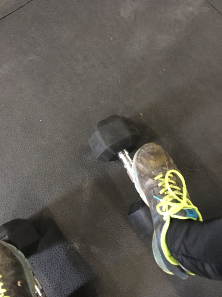 Matthew2874's tweet photo. Day off for the mind, not for the body! #communityfitnessBrynmawr https://t.co/nAzGk4RgEg