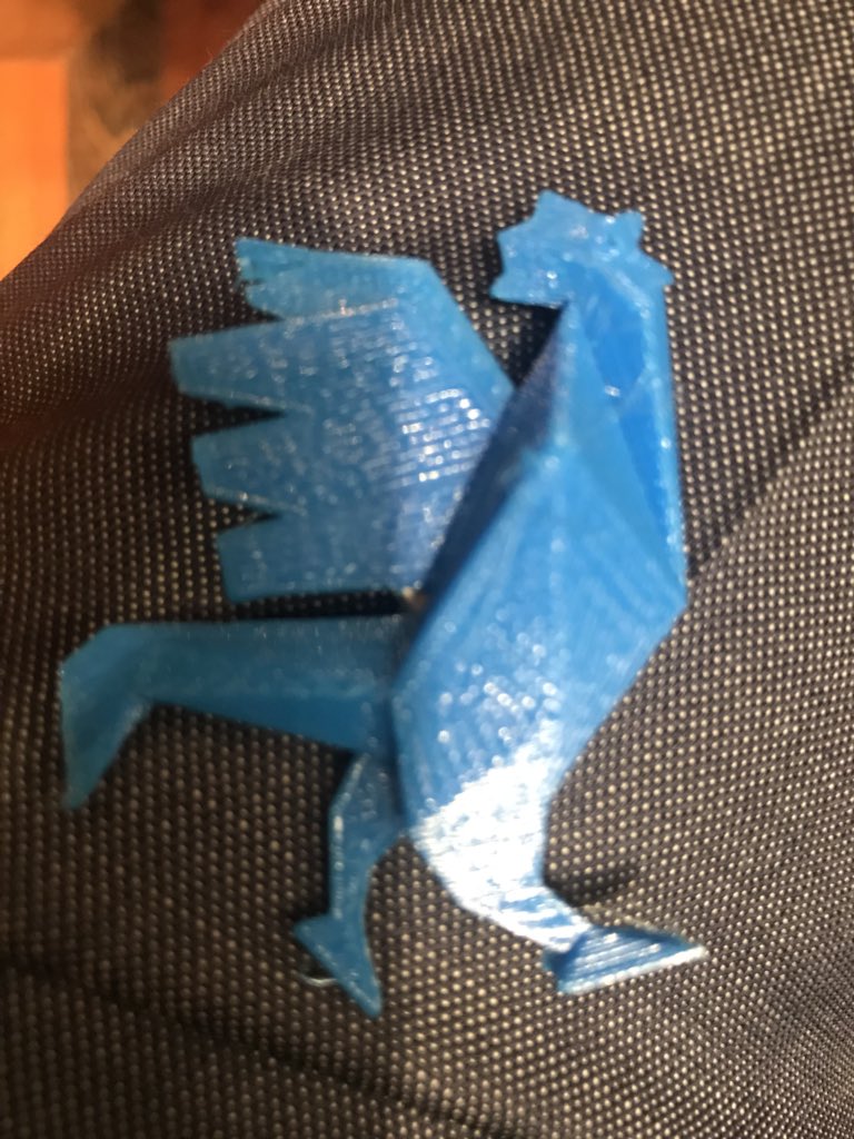 LucFrison's tweet photo. Ce matin, c’est le lancement de la FRENCH FAB SUD, et l’oiseau bleu de Twitter est un coq ! https://t.co/rdaph0vdrk
