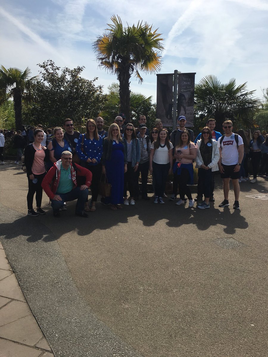 mrs_mutch's tweet photo. We’re here at Chester Zoo... excited for a sunny day and to see all the new babies! 🍼 #LHSRes18 @LHSresidentials @LarbertHigh https://t.co/QLCiKNFiXI