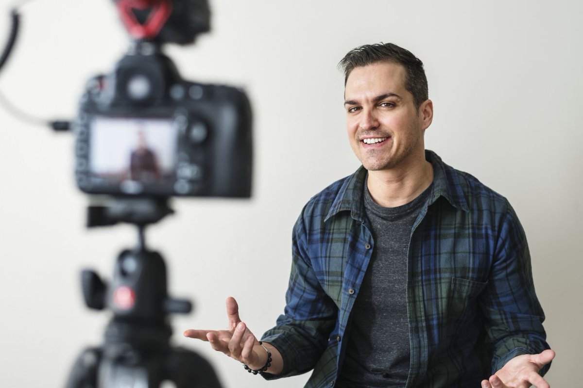 aj100kblog's tweet photo. 5 Ways to Turn Your Passions Into Profits Online https://t.co/JjX1TLh6uM #linux #seo https://t.co/G8cUyIbtZE