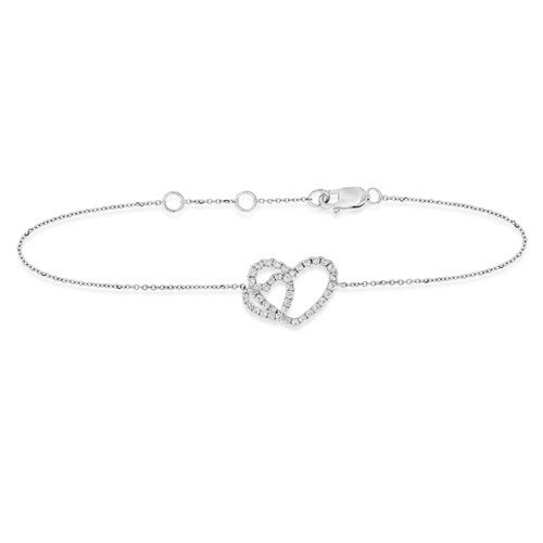 #MeghanMarkle Jewelry style is simple and elegant, and slightly more modern than we'd expect to see at a royal affair. At #RoyalWedding we will be turning our attention to her inevitably sophisticated jewelry choices.  
Our choice diamonds. Click nayum.com