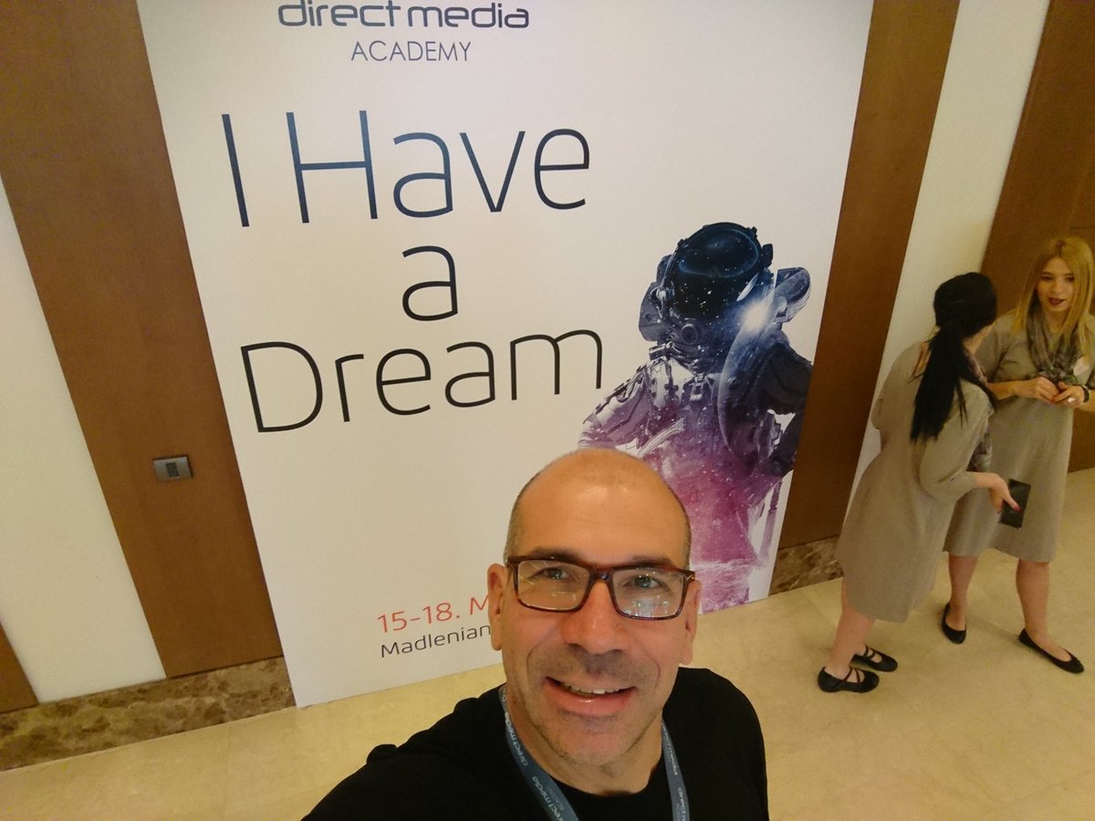 milosdjajic's tweet photo. Kao uvod za #sparkme @Direct_Media_ akademija
Hvala divnoj @meetziee #dmacademy https://t.co/jNI58GMcE7