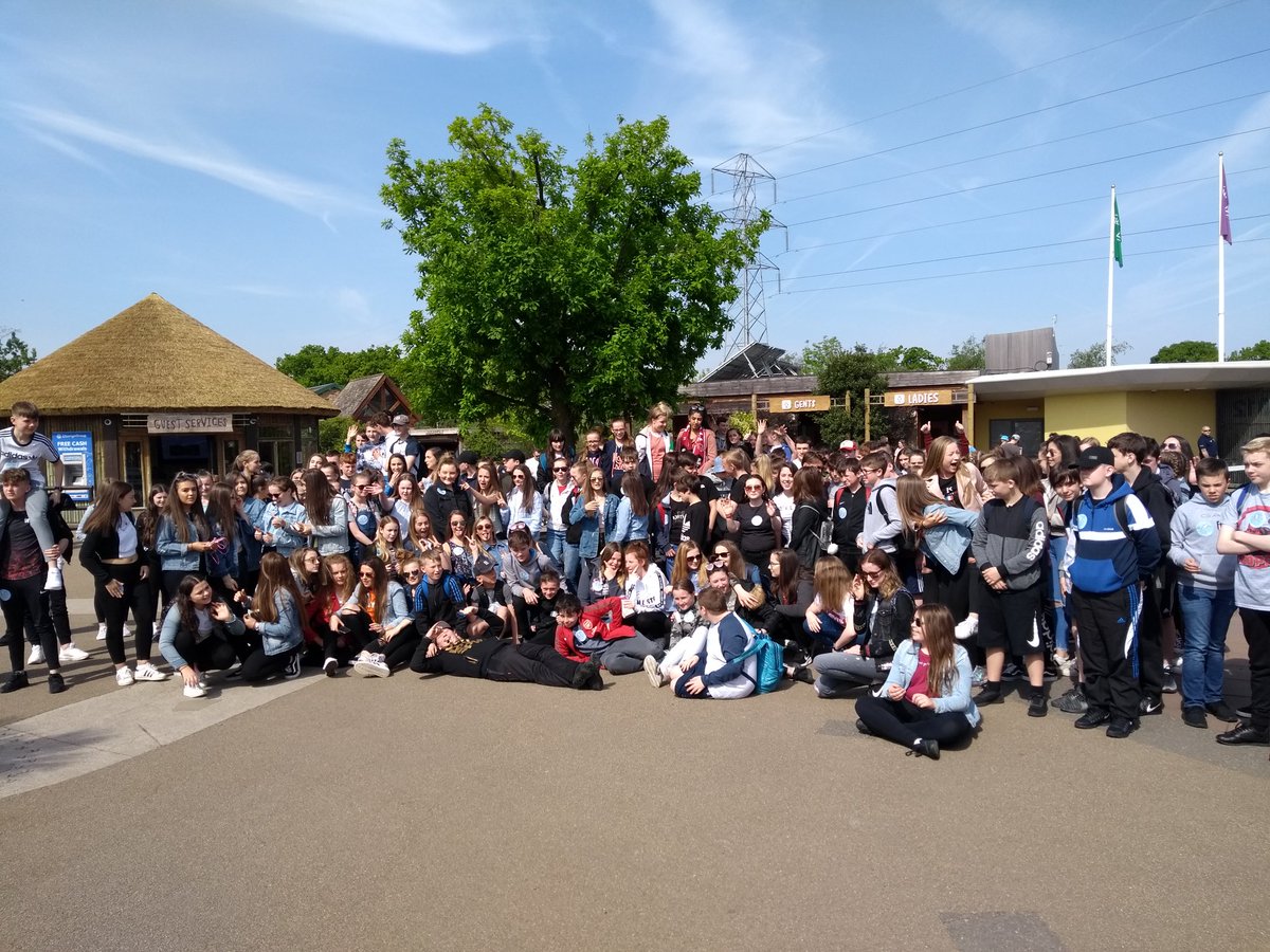 MrsHowieLHS's tweet photo. Chester zoo is amazing. Beautiful sunshine, great pupils and incredible animals.#lhsres18 @LHS_Humanities @LarbertHigh https://t.co/SkHGBH4cWX