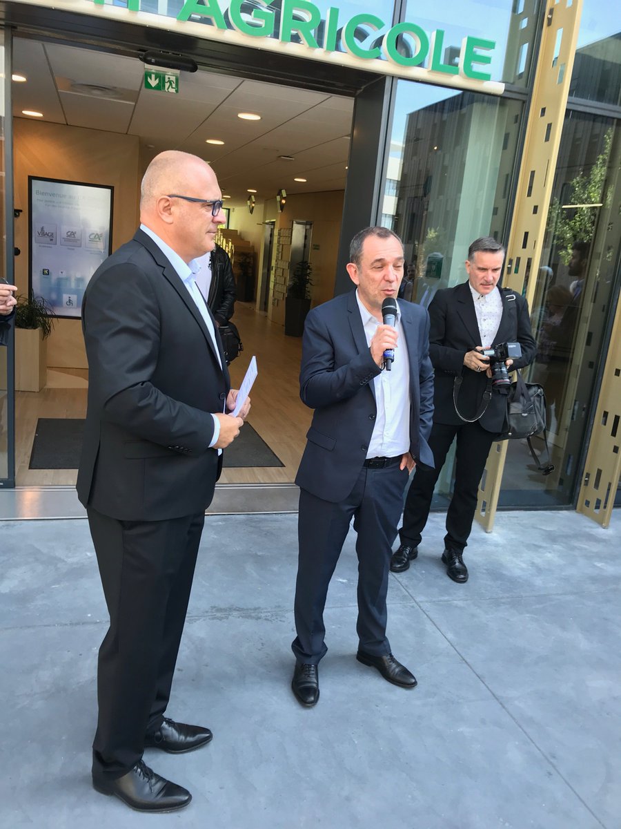 VillagebyCAL's tweet photo. #Inauguration de l'@7 Center #Montpellier ! 🎉
En présence de @Saurel_P @chantal_marion @V_Flachaire @s_magdeleine et Lauren Sassus
Un passage au #CACenter marqué par de beaux sourires, du #babyfoot et la fabrication de cafés ☕️
Bienvenue à tous les visiteurs du #VillagebyCA ! https://t.co/L7R8XkPvWH