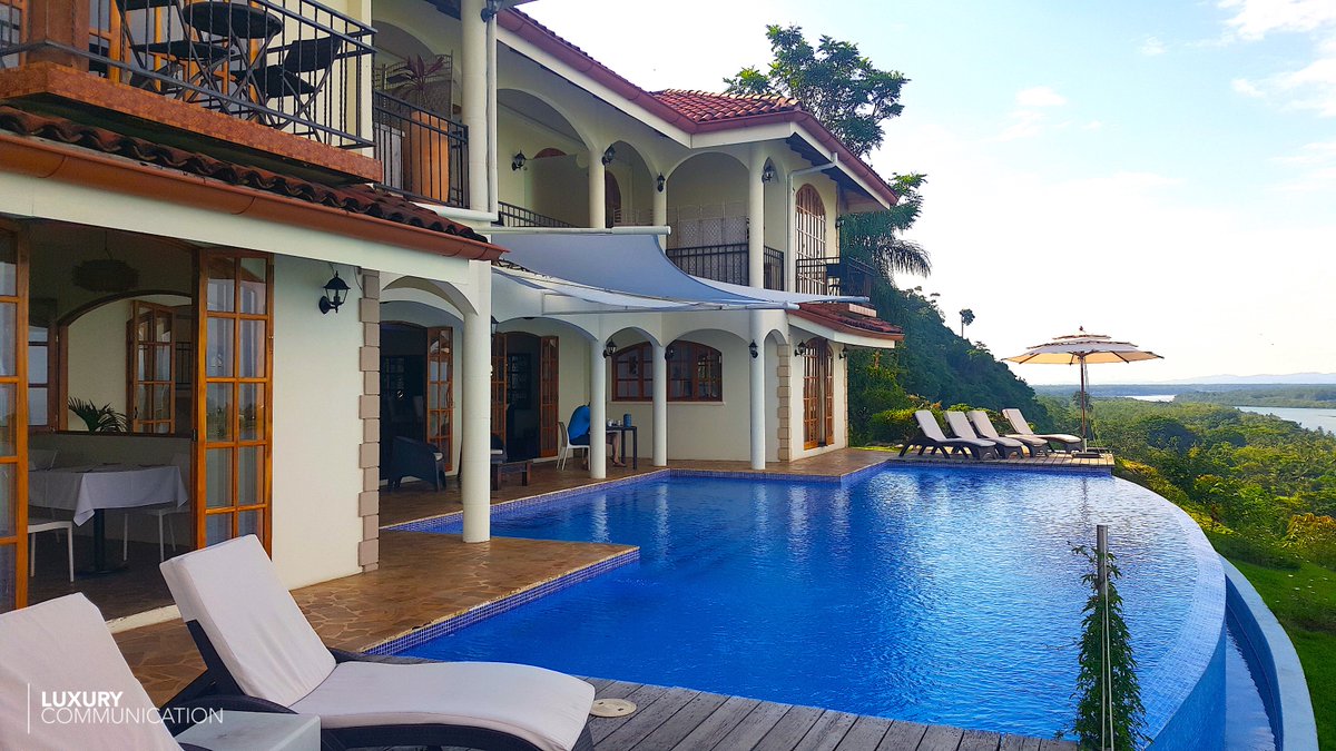 LUXCOM's tweet photo. News about " Le Voyage d'Amandine "discovering new jewels in #Ojochal #CostaRica , #SouthAmerica - Check the updated blog on https://t.co/RSaHLWBpR2
#levoyagedamandine  by @LUXCOM #luxurycommunication #amandineallairebonamy &amp; @glampaert https://t.co/pEQi7lg1gK