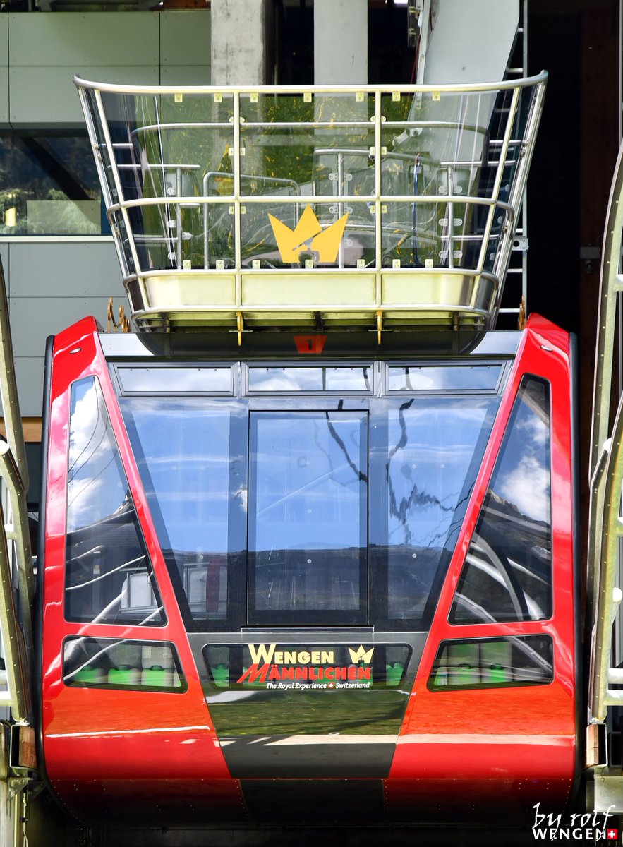 The balcony on the cableway Wengen-Männlichen is installed. From June 1st you can enjoy a royal ride on the balcony. #wengen #royal #balcony #inlovewithswitzerland #madeinbern