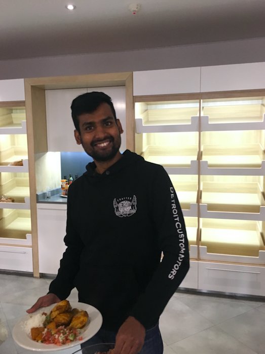 bbdsoftware's tweet photo. We're fighting the chilly weather with some curry this #FridaySnackDay! π https://t.co/5m4UjPxJkF