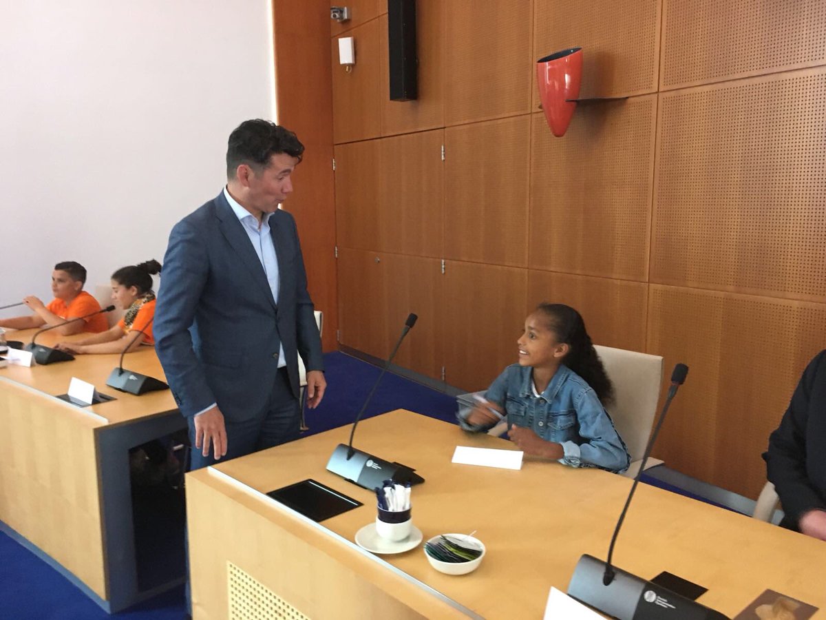 Bossch kinderparlement reporter en voorzitter, beide van onze school. <a href="/signumonderwijs/">Signum Onderwijs</a> <a href="/kcWesterbreedte/">kcWesterbreedte</a> #trots