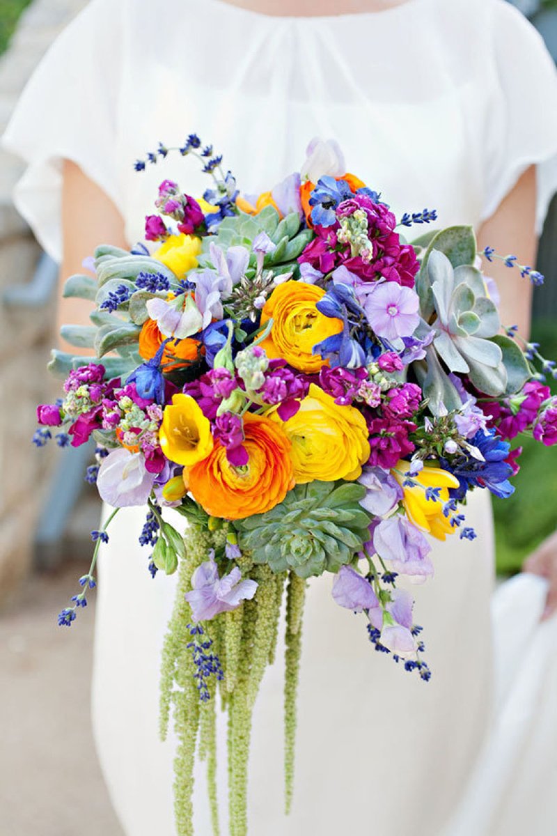 LeLwedding's tweet photo. Il blog oggi è pieno di 🌷fiori!🌺 La giornata di 🌞sole 🌞di oggi mi ha ispirata e ho selezionato 15 originali 💐bouquet💐perfetti per un matrimonio di primavera! ➡️ https://t.co/V3WoxijBqE
#oggisullw https://t.co/mbItnGbjNf