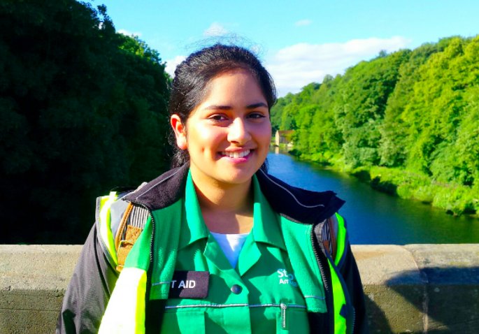 stjohnambulance's tweet photo. Meet two of the St John Ambulance volunteers who will be attending the #RoyalWedding tomorrow! @NakkitaSJA and @AronFudger we hope you enjoy every second, thank you for all you do with #TeamSJA. https://t.co/fpYY6vv4rZ