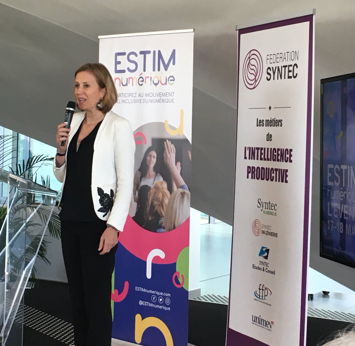 SDegrenne's tweet photo. @Technicolor s’engage aux côtés d’ #ESTIMnum18 depuis 3 ans et renouvelle son engagement pour 2019 ✨ #rh #mixite #numerique https://t.co/vnj3qOapux